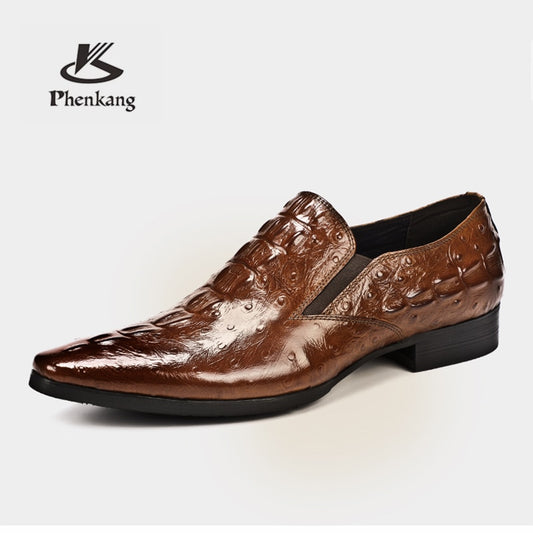 Men Genuine Leather, Crocodile Embossed Pattern, Pointed Toe, Slip On Dress Shoes.